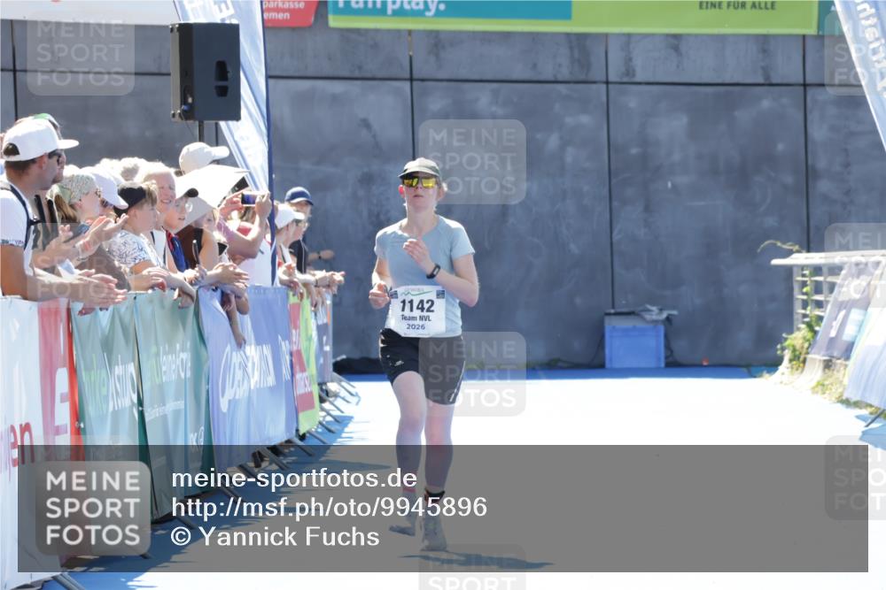 09.08.2026 - GEWOBA Citytriathlon Bremen Yannick Fuchs http://msf.ph/oto/9945896 09.08.2026 14:30:13 Ziel 1142 meine-sportfotos.de