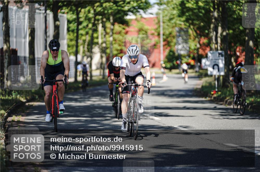 09.08.2026 - GEWOBA Citytriathlon Bremen Michael Burmester http://msf.ph/oto/9945915 09.08.2026 10:47:05 Radfahren 103, 125, 131, 249, 304, 329, 359, 362, 368, 382, 392 meine-sportfotos.de