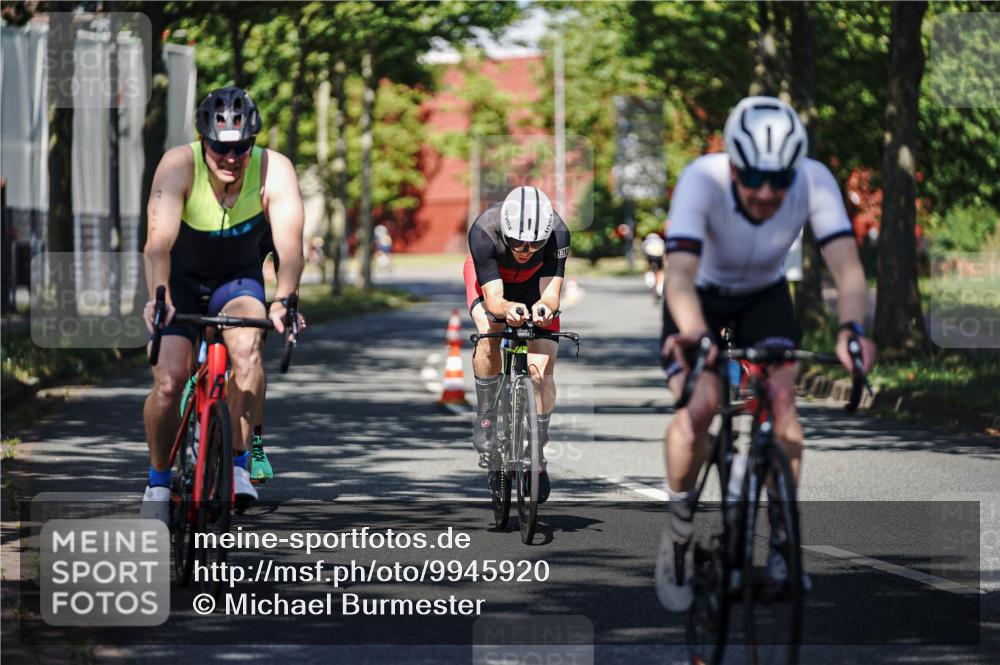09.08.2026 - GEWOBA Citytriathlon Bremen Michael Burmester http://msf.ph/oto/9945920 09.08.2026 10:47:06 Radfahren 103, 125, 131, 249, 304, 329, 359, 362, 368, 382, 392 meine-sportfotos.de