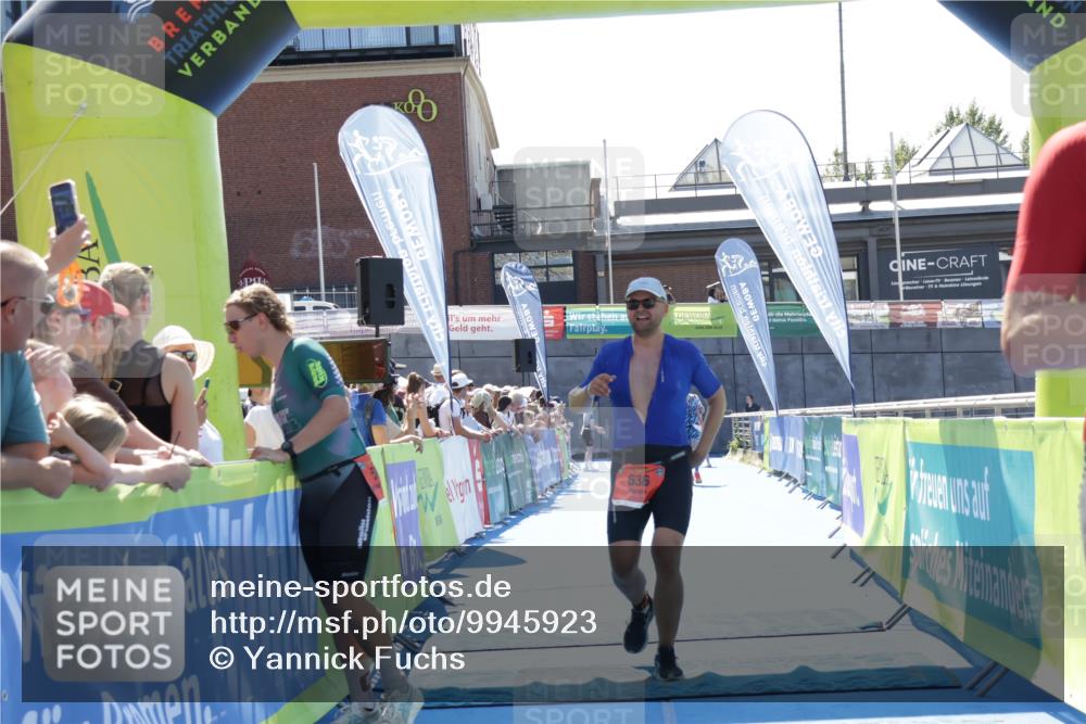 09.08.2026 - GEWOBA Citytriathlon Bremen Yannick Fuchs http://msf.ph/oto/9945923 09.08.2026 14:31:24 Ziel 583, 636 meine-sportfotos.de