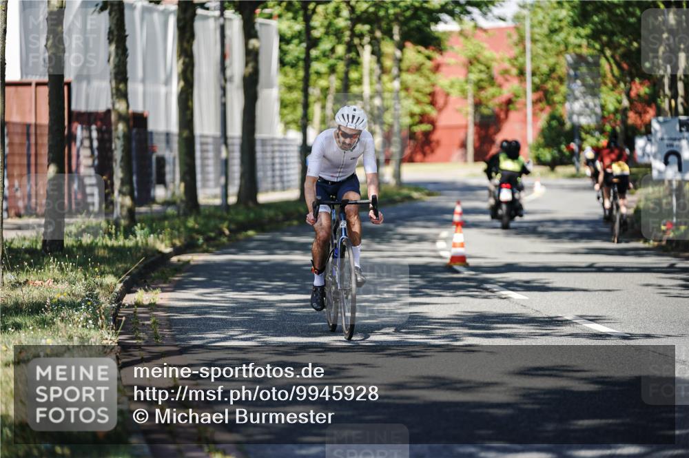 09.08.2026 - GEWOBA Citytriathlon Bremen Michael Burmester http://msf.ph/oto/9945928 09.08.2026 10:47:10 Radfahren 103, 125, 249, 304, 359, 362, 382, 392 meine-sportfotos.de