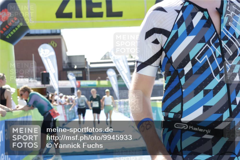 09.08.2026 - GEWOBA Citytriathlon Bremen Yannick Fuchs http://msf.ph/oto/9945933 09.08.2026 14:31:35 Ziel 738, 1105 meine-sportfotos.de