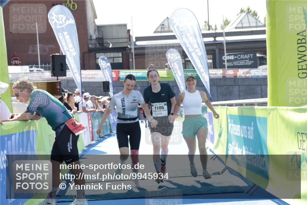 09.08.2026 - GEWOBA Citytriathlon Bremen Yannick Fuchs http://msf.ph/oto/9945934 09.08.2026 14:31:36 Ziel 738, 1105 meine-sportfotos.de