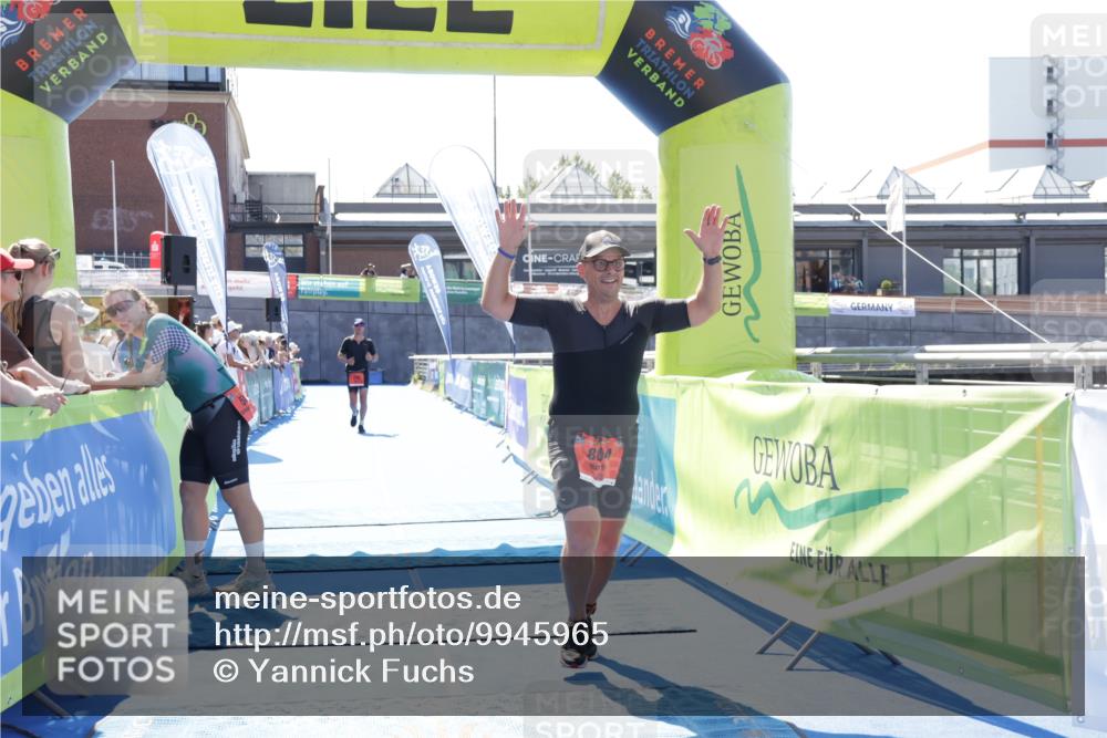09.08.2026 - GEWOBA Citytriathlon Bremen Yannick Fuchs http://msf.ph/oto/9945965 09.08.2026 14:31:44 Ziel 750, 804 meine-sportfotos.de