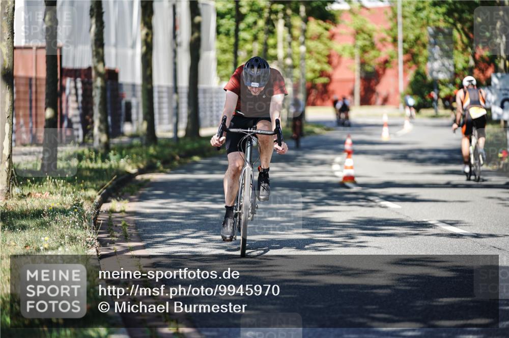 09.08.2026 - GEWOBA Citytriathlon Bremen Michael Burmester http://msf.ph/oto/9945970 09.08.2026 10:47:52 Radfahren 25, 295, 363, 396, 437 meine-sportfotos.de