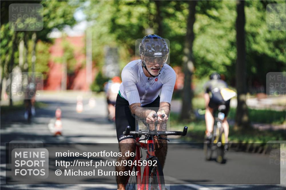 09.08.2026 - GEWOBA Citytriathlon Bremen Michael Burmester http://msf.ph/oto/9945992 09.08.2026 10:47:58 Radfahren 25, 177, 300, 327, 363, 396, 437 meine-sportfotos.de