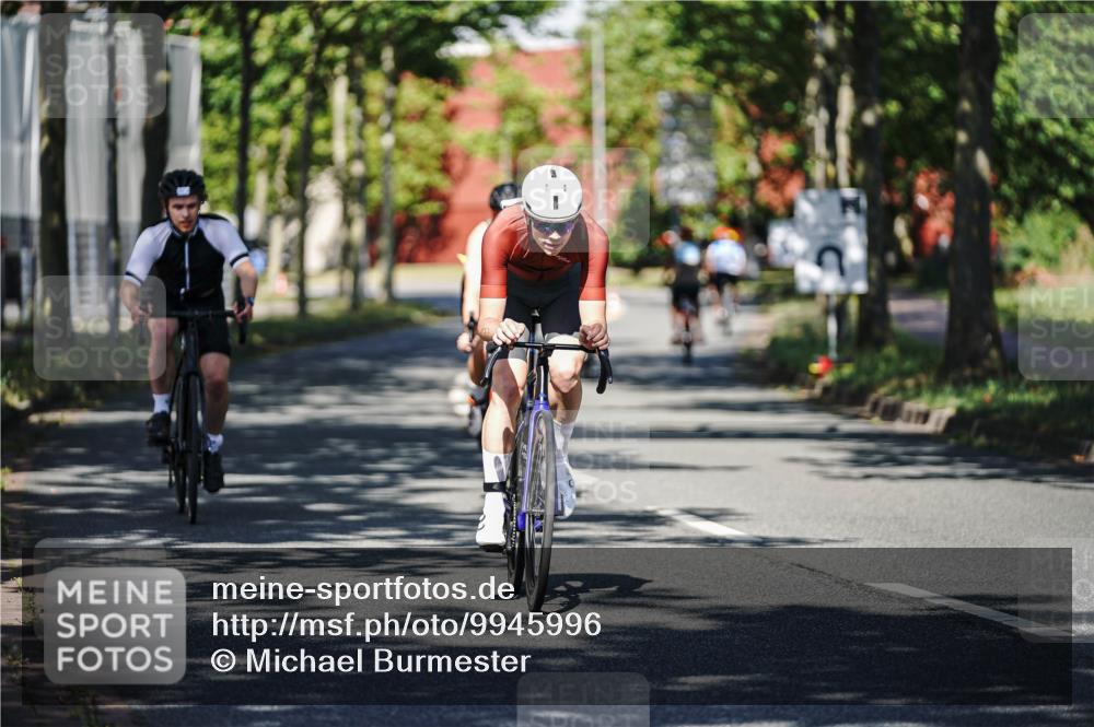 09.08.2026 - GEWOBA Citytriathlon Bremen Michael Burmester http://msf.ph/oto/9945996 09.08.2026 10:48:01 Radfahren 25, 177, 300, 327, 363, 396 meine-sportfotos.de
