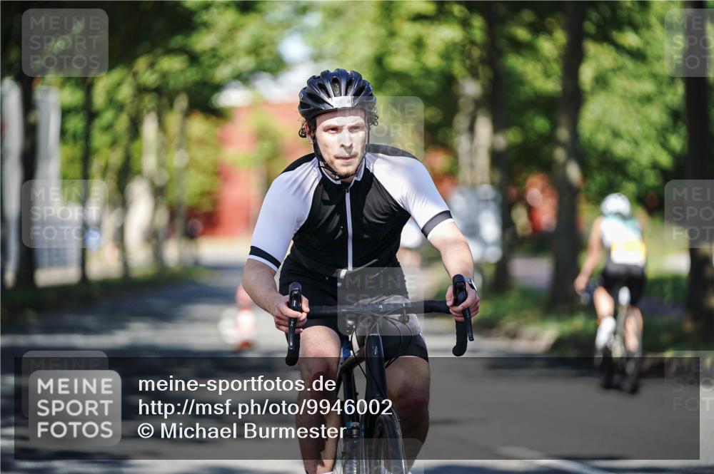 09.08.2026 - GEWOBA Citytriathlon Bremen Michael Burmester http://msf.ph/oto/9946002 09.08.2026 10:48:02 Radfahren 25, 177, 300, 327, 363, 396 meine-sportfotos.de