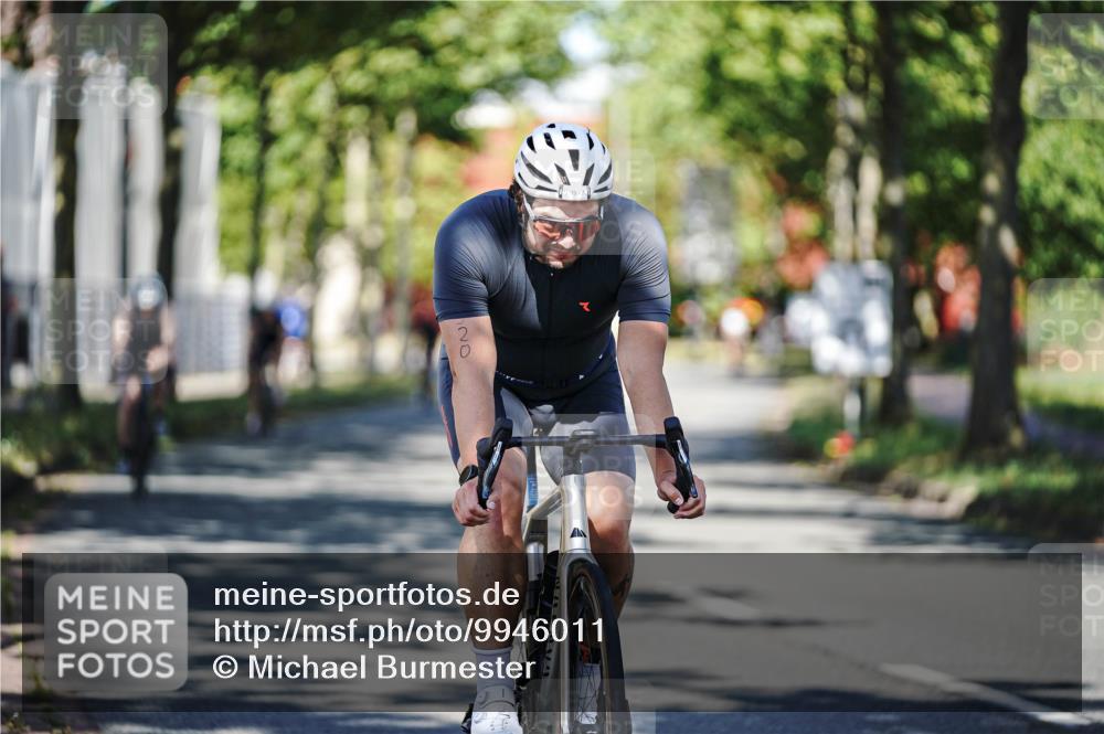 09.08.2026 - GEWOBA Citytriathlon Bremen Michael Burmester http://msf.ph/oto/9946011 09.08.2026 10:48:14 Radfahren 177, 239, 300, 312, 327, 356, 520 meine-sportfotos.de