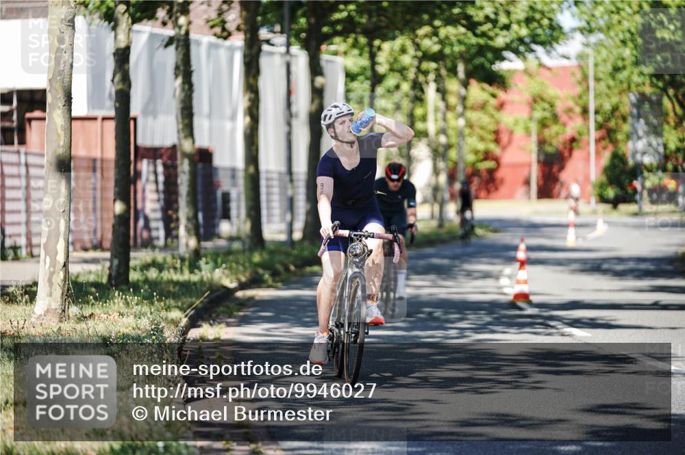 09.08.2026 - GEWOBA Citytriathlon Bremen Michael Burmester http://msf.ph/oto/9946027 09.08.2026 10:48:19 Radfahren 239, 312, 352, 356, 520 meine-sportfotos.de