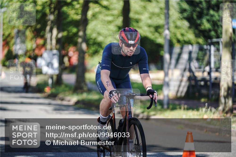 09.08.2026 - GEWOBA Citytriathlon Bremen Michael Burmester http://msf.ph/oto/9946033 09.08.2026 10:48:21 Radfahren 239, 312, 352, 356, 520 meine-sportfotos.de