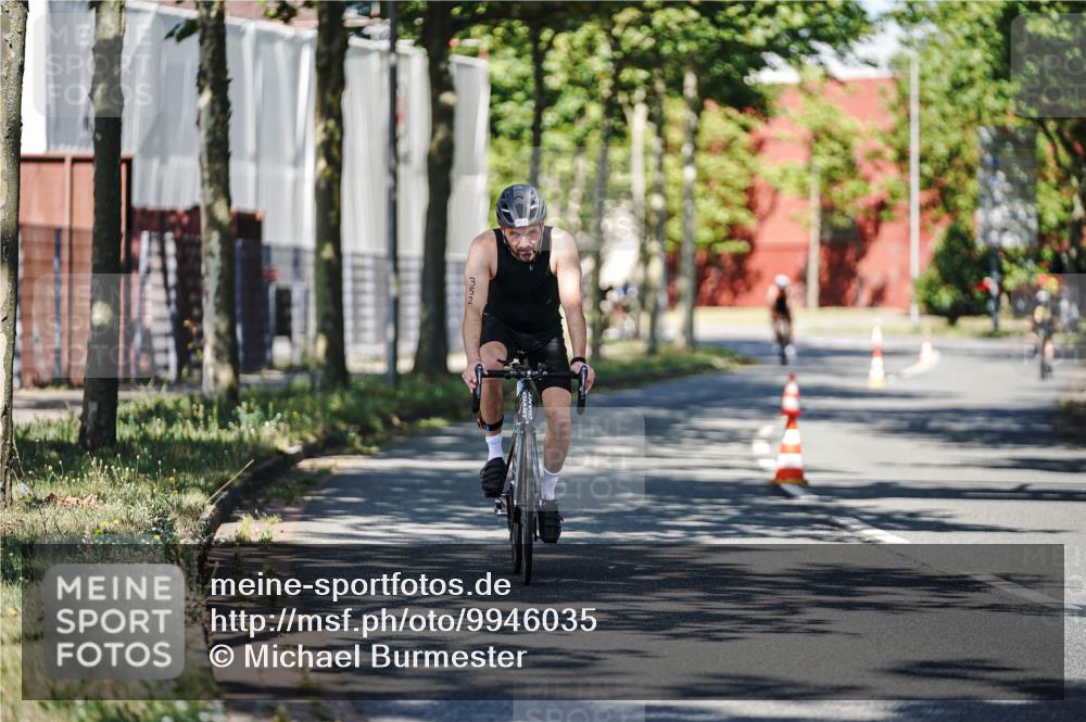 09.08.2026 - GEWOBA Citytriathlon Bremen Michael Burmester http://msf.ph/oto/9946035 09.08.2026 10:48:26 Radfahren 239, 289, 312, 352, 356, 520 meine-sportfotos.de