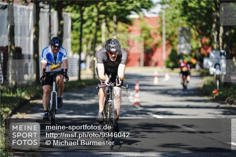 09.08.2026 - GEWOBA Citytriathlon Bremen Michael Burmester http://msf.ph/oto/9946042 09.08.2026 10:48:39 Radfahren 289, 394, 405, 472 meine-sportfotos.de