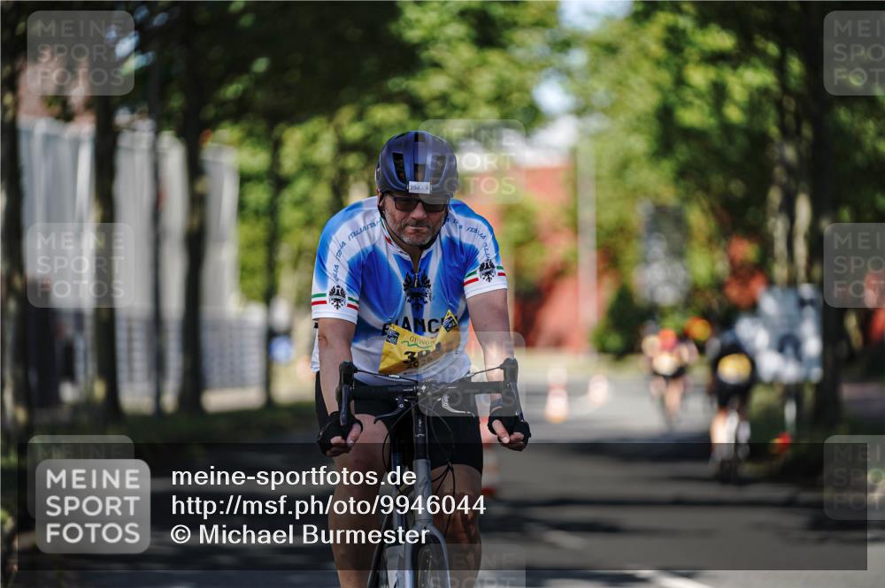 09.08.2026 - GEWOBA Citytriathlon Bremen Michael Burmester http://msf.ph/oto/9946044 09.08.2026 10:48:40 Radfahren 289, 394, 405, 472 meine-sportfotos.de