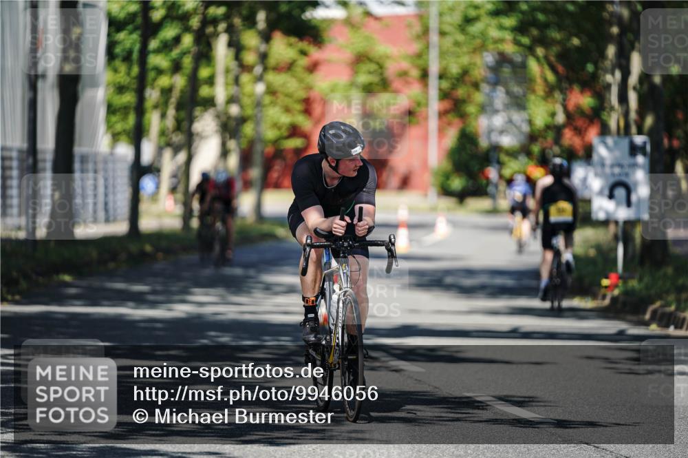 09.08.2026 - GEWOBA Citytriathlon Bremen Michael Burmester http://msf.ph/oto/9946056 09.08.2026 10:49:13 Radfahren 294, 388, 430, 497 meine-sportfotos.de