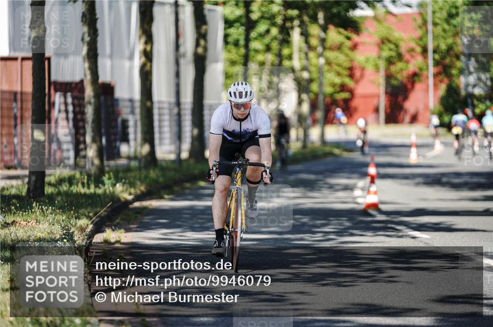 09.08.2026 - GEWOBA Citytriathlon Bremen Michael Burmester http://msf.ph/oto/9946079 09.08.2026 10:49:50 Radfahren 317, 508 meine-sportfotos.de