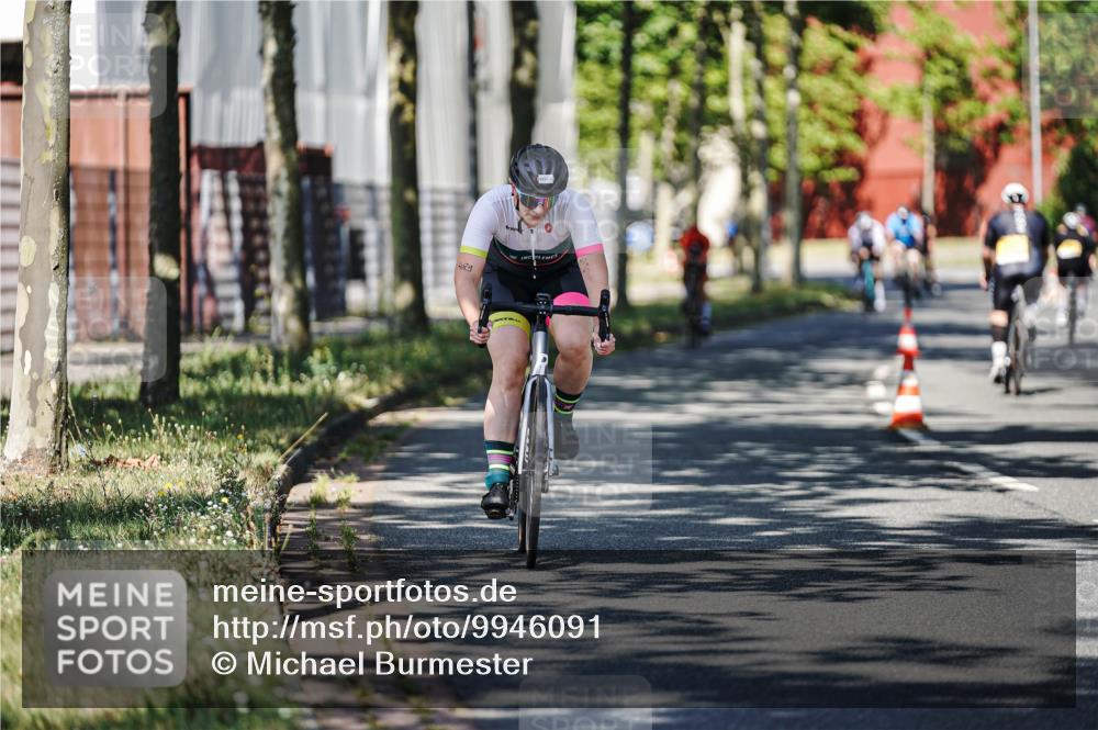 09.08.2026 - GEWOBA Citytriathlon Bremen Michael Burmester http://msf.ph/oto/9946091 09.08.2026 10:50:05 Radfahren 129, 189, 288, 334, 410, 458, 489 meine-sportfotos.de