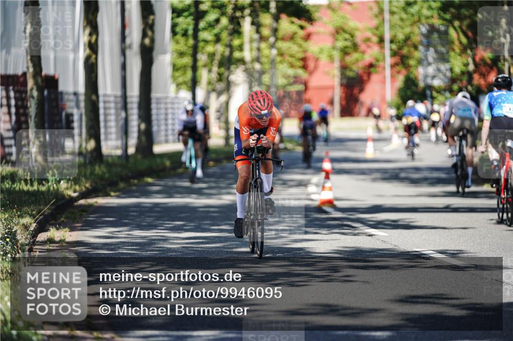 09.08.2026 - GEWOBA Citytriathlon Bremen Michael Burmester http://msf.ph/oto/9946095 09.08.2026 10:50:08 Radfahren 27, 39, 129, 189, 215, 288, 334, 410, 419, 458, 489 meine-sportfotos.de