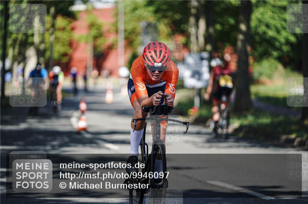 09.08.2026 - GEWOBA Citytriathlon Bremen Michael Burmester http://msf.ph/oto/9946097 09.08.2026 10:50:09 Radfahren 27, 39, 129, 189, 215, 288, 334, 410, 419, 458, 489 meine-sportfotos.de
