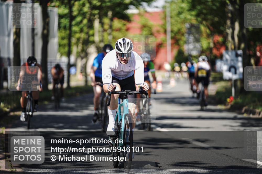 09.08.2026 - GEWOBA Citytriathlon Bremen Michael Burmester http://msf.ph/oto/9946101 09.08.2026 10:50:12 Radfahren 27, 39, 129, 189, 215, 288, 334, 385, 419, 458, 489 meine-sportfotos.de