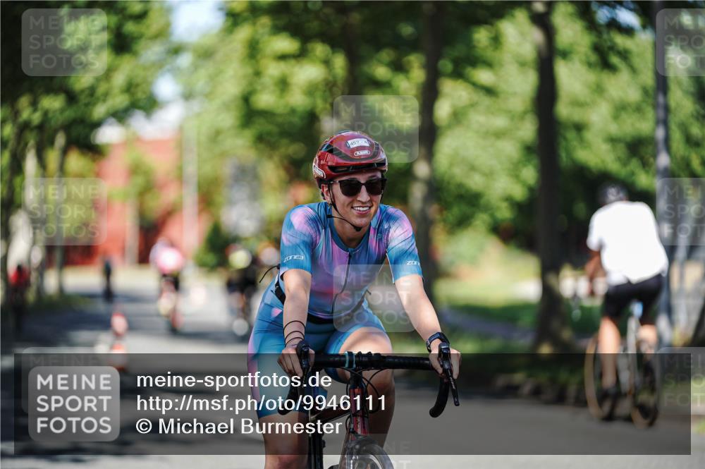 09.08.2026 - GEWOBA Citytriathlon Bremen Michael Burmester http://msf.ph/oto/9946111 09.08.2026 10:50:20 Radfahren 27, 39, 63, 129, 189, 215, 288, 350, 385, 419, 457 meine-sportfotos.de