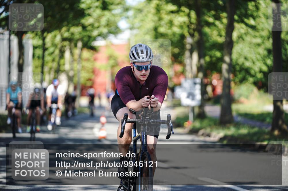 09.08.2026 - GEWOBA Citytriathlon Bremen Michael Burmester http://msf.ph/oto/9946121 09.08.2026 10:50:37 Radfahren 1, 7, 63, 83, 337, 350, 450, 470, 481, 482, 486, 532 meine-sportfotos.de