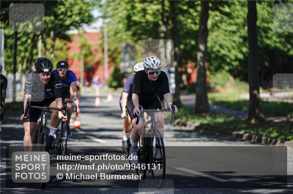 09.08.2026 - GEWOBA Citytriathlon Bremen Michael Burmester http://msf.ph/oto/9946131 09.08.2026 10:50:44 Radfahren 1, 7, 83, 137, 167, 313, 337, 450, 470, 481, 482, 486, 526, 532 meine-sportfotos.de
