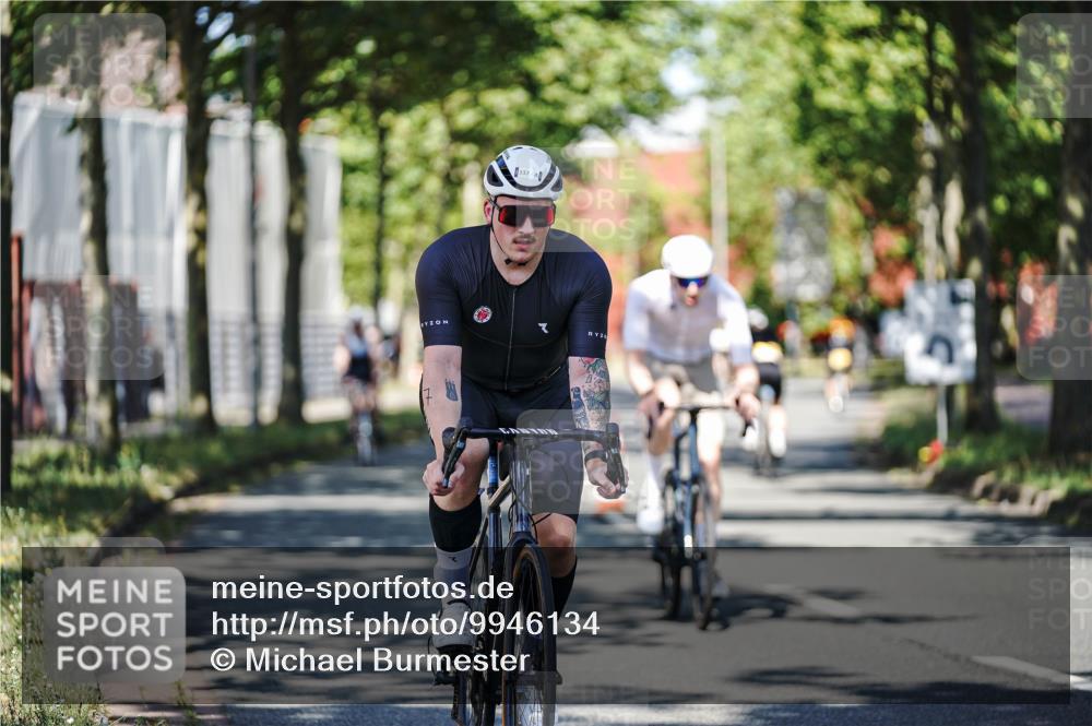 09.08.2026 - GEWOBA Citytriathlon Bremen Michael Burmester http://msf.ph/oto/9946134 09.08.2026 10:50:45 Radfahren 1, 7, 83, 137, 167, 313, 337, 470, 481, 482, 486, 526, 532 meine-sportfotos.de