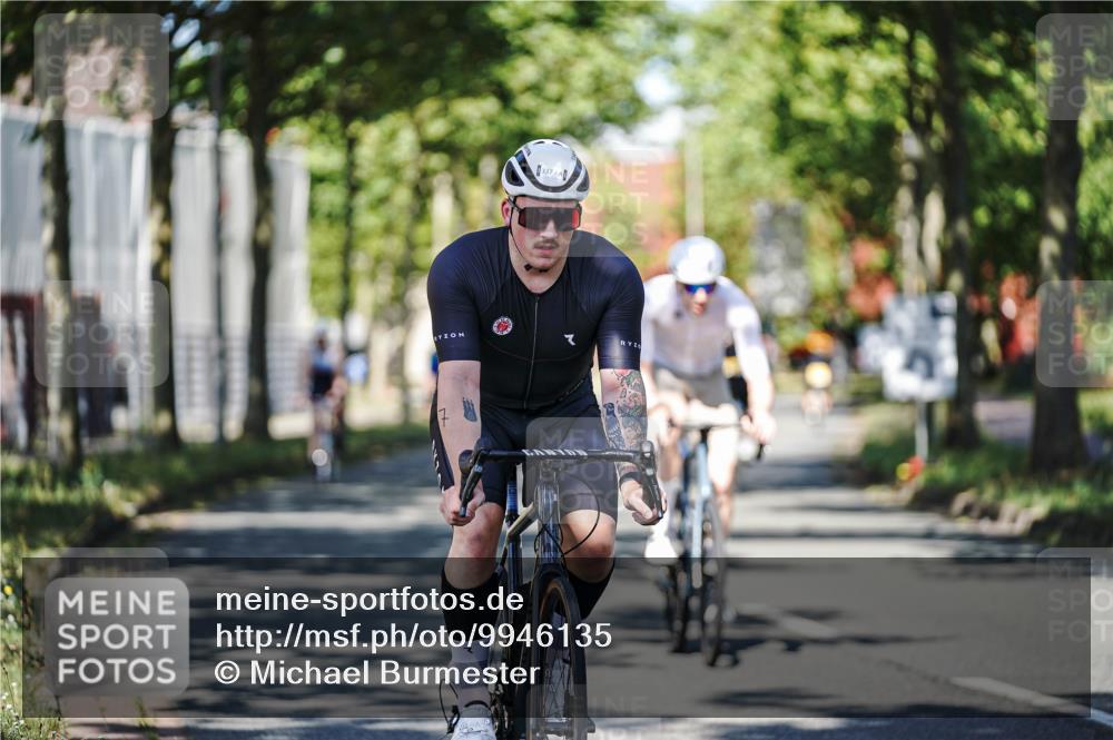 09.08.2026 - GEWOBA Citytriathlon Bremen Michael Burmester http://msf.ph/oto/9946135 09.08.2026 10:50:45 Radfahren 1, 7, 83, 137, 167, 313, 337, 470, 481, 482, 486, 526, 532 meine-sportfotos.de