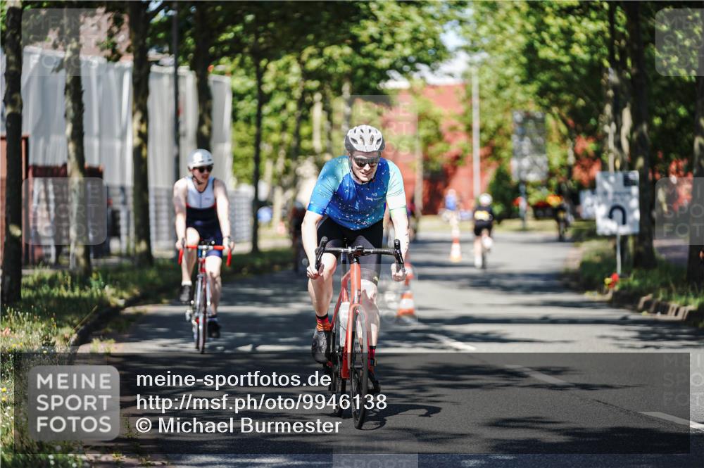 09.08.2026 - GEWOBA Citytriathlon Bremen Michael Burmester http://msf.ph/oto/9946138 09.08.2026 10:50:48 Radfahren 1, 7, 83, 137, 167, 313, 330, 337, 370, 452, 470, 481, 482, 486, 526, 532 meine-sportfotos.de