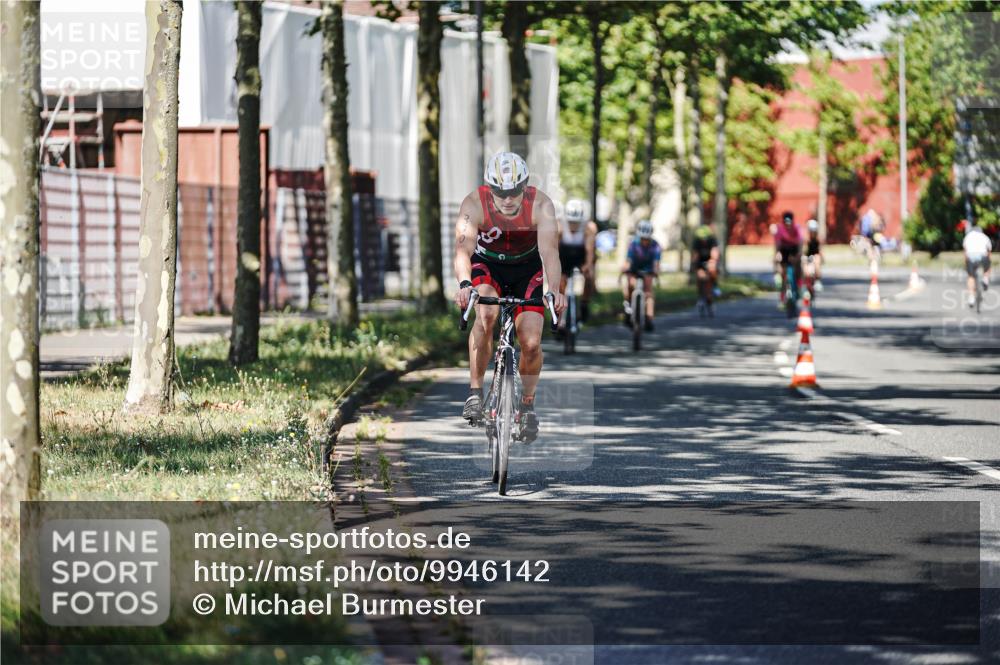 09.08.2026 - GEWOBA Citytriathlon Bremen Michael Burmester http://msf.ph/oto/9946142 09.08.2026 10:50:53 Radfahren 1, 83, 137, 167, 173, 313, 330, 337, 370, 452, 470, 481, 482, 493, 503, 526 meine-sportfotos.de