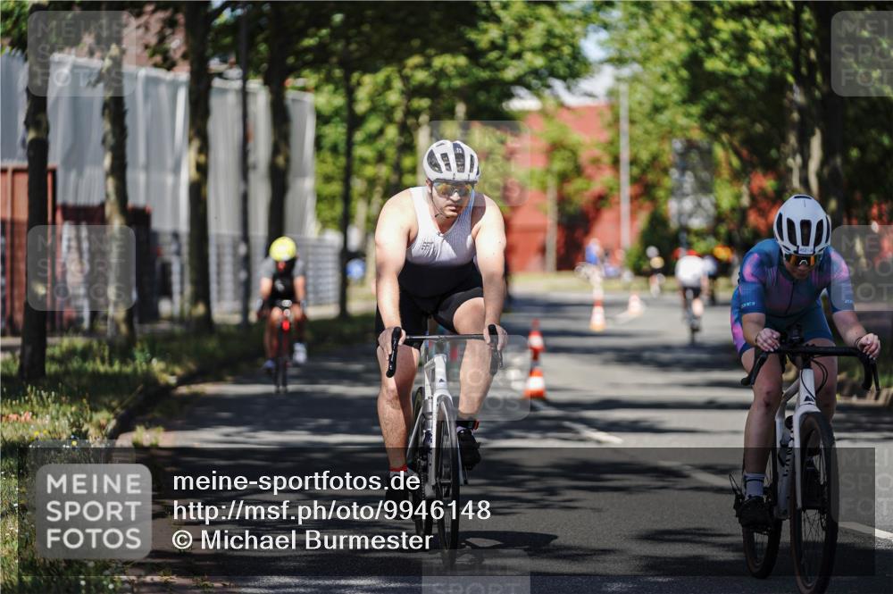 09.08.2026 - GEWOBA Citytriathlon Bremen Michael Burmester http://msf.ph/oto/9946148 09.08.2026 10:50:57 Radfahren 137, 167, 173, 313, 330, 337, 344, 370, 452, 453, 493, 503, 526 meine-sportfotos.de
