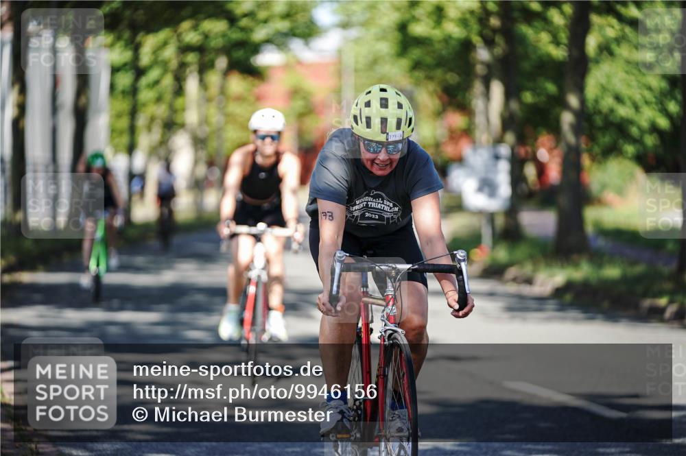 09.08.2026 - GEWOBA Citytriathlon Bremen Michael Burmester http://msf.ph/oto/9946156 09.08.2026 10:51:00 Radfahren 137, 167, 173, 313, 330, 344, 370, 452, 453, 493, 503 meine-sportfotos.de