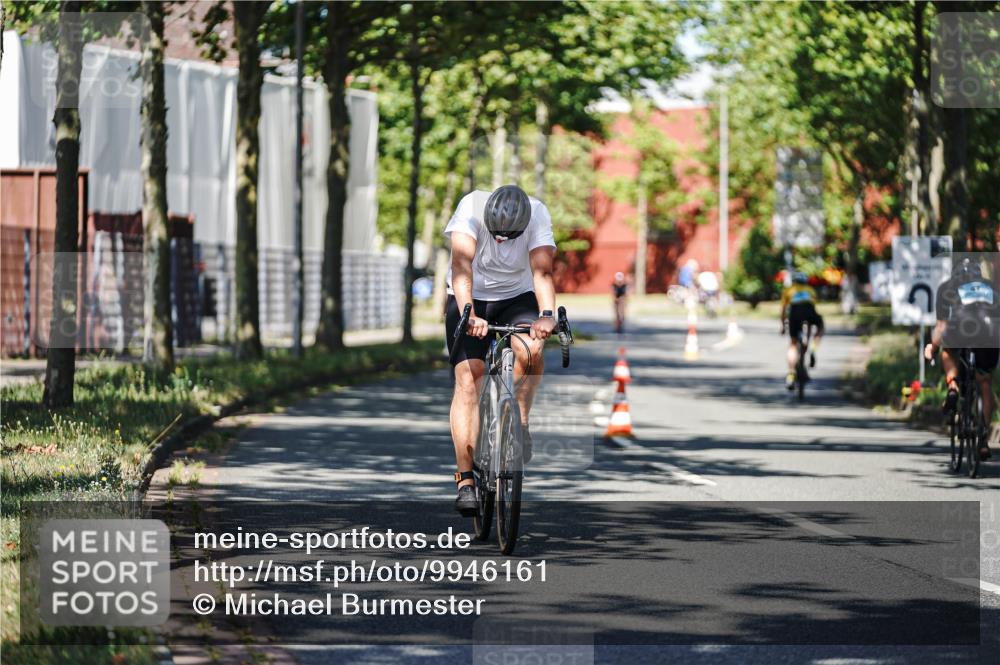 09.08.2026 - GEWOBA Citytriathlon Bremen Michael Burmester http://msf.ph/oto/9946161 09.08.2026 10:51:05 Radfahren 173, 311, 330, 344, 370, 452, 453, 493, 503 meine-sportfotos.de