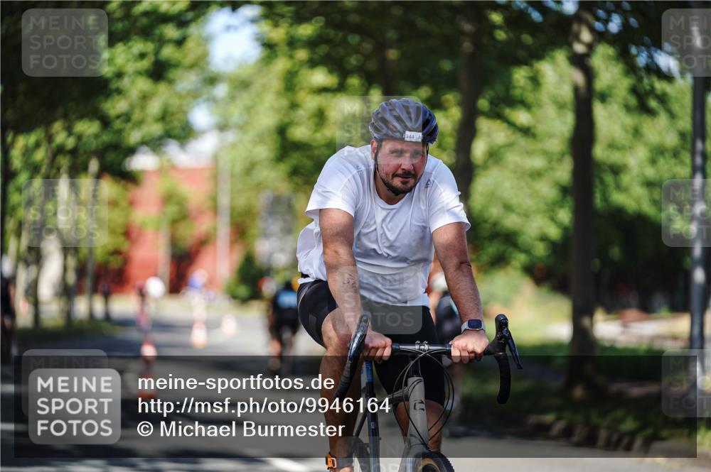09.08.2026 - GEWOBA Citytriathlon Bremen Michael Burmester http://msf.ph/oto/9946164 09.08.2026 10:51:06 Radfahren 173, 311, 330, 344, 370, 452, 453, 493, 500, 503 meine-sportfotos.de