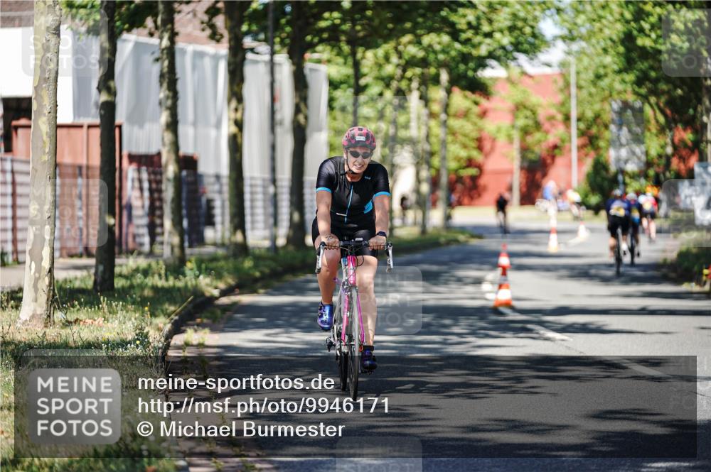 09.08.2026 - GEWOBA Citytriathlon Bremen Michael Burmester http://msf.ph/oto/9946171 09.08.2026 10:51:15 Radfahren 311, 344, 456, 500 meine-sportfotos.de