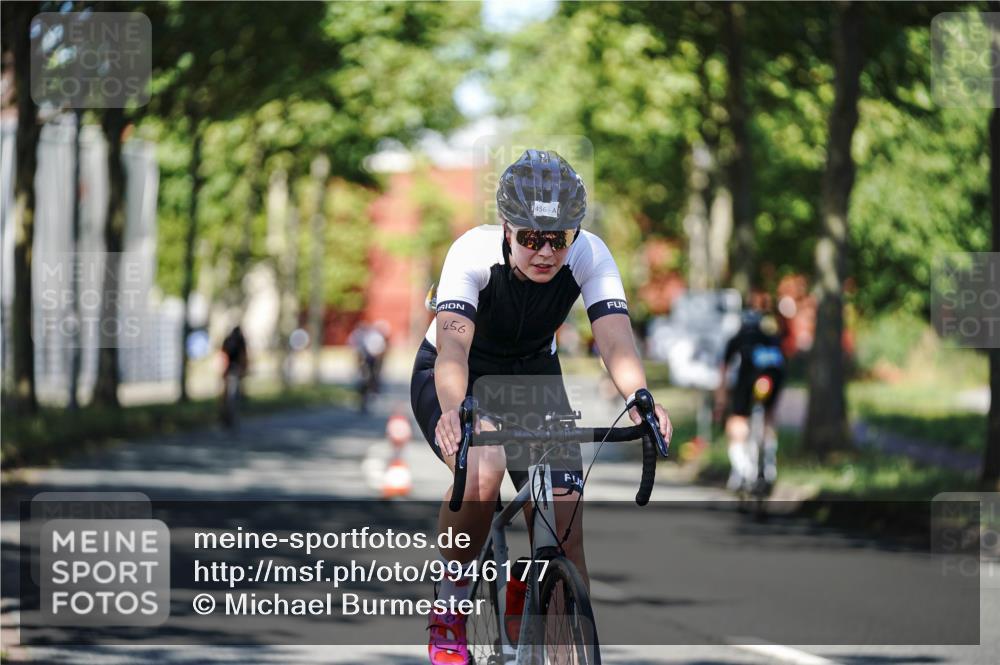 09.08.2026 - GEWOBA Citytriathlon Bremen Michael Burmester http://msf.ph/oto/9946177 09.08.2026 10:51:20 Radfahren 311, 324, 397, 456, 500 meine-sportfotos.de