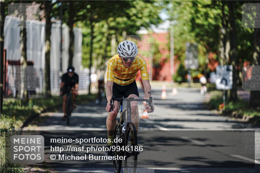 09.08.2026 - GEWOBA Citytriathlon Bremen Michael Burmester http://msf.ph/oto/9946186 09.08.2026 10:51:43 Radfahren 47, 57, 95, 209 meine-sportfotos.de