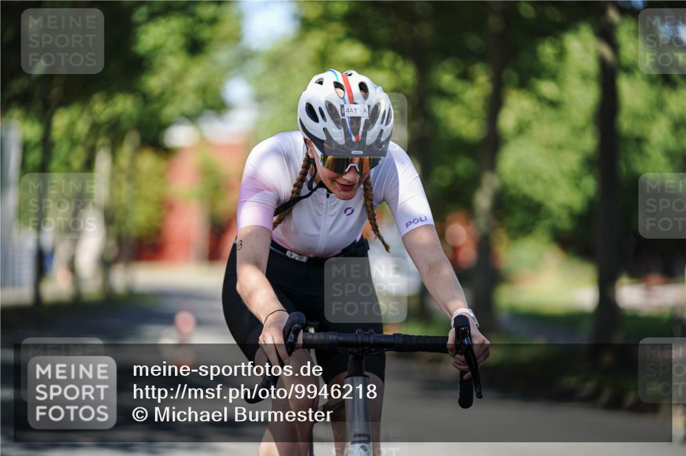09.08.2026 - GEWOBA Citytriathlon Bremen Michael Burmester http://msf.ph/oto/9946218 09.08.2026 10:52:22 Radfahren 15, 43, 374, 443, 483 meine-sportfotos.de
