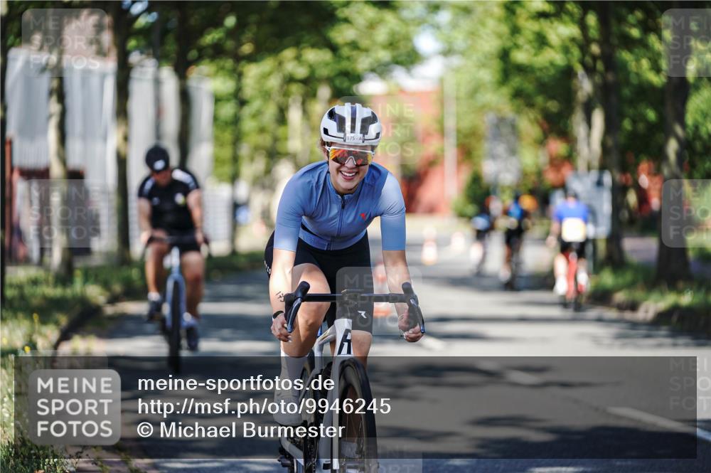 09.08.2026 - GEWOBA Citytriathlon Bremen Michael Burmester http://msf.ph/oto/9946245 09.08.2026 10:53:05 Radfahren 23, 29, 175, 233, 241, 353, 445 meine-sportfotos.de