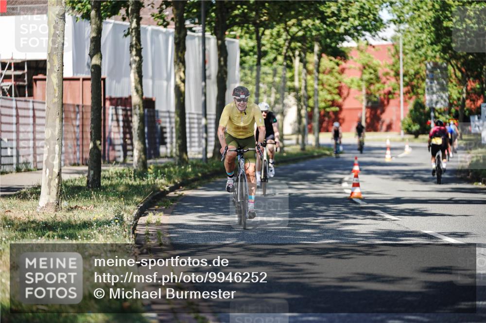09.08.2026 - GEWOBA Citytriathlon Bremen Michael Burmester http://msf.ph/oto/9946252 09.08.2026 10:53:10 Radfahren 23, 29, 175, 233, 353, 474 meine-sportfotos.de