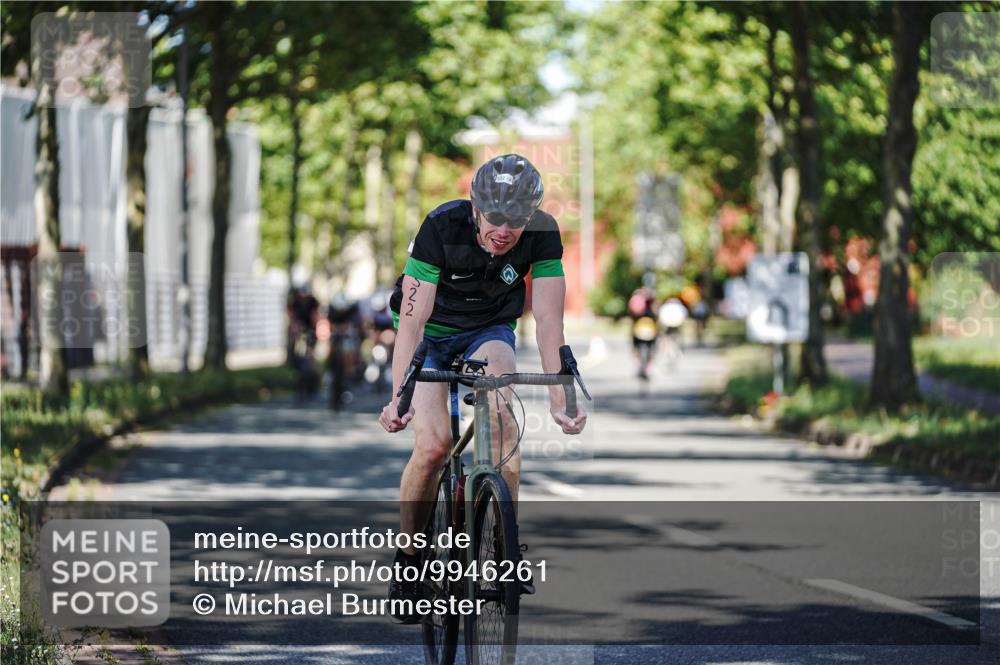 09.08.2026 - GEWOBA Citytriathlon Bremen Michael Burmester http://msf.ph/oto/9946261 09.08.2026 10:53:20 Radfahren 19, 21, 29, 139, 151, 233, 461, 474, 522 meine-sportfotos.de