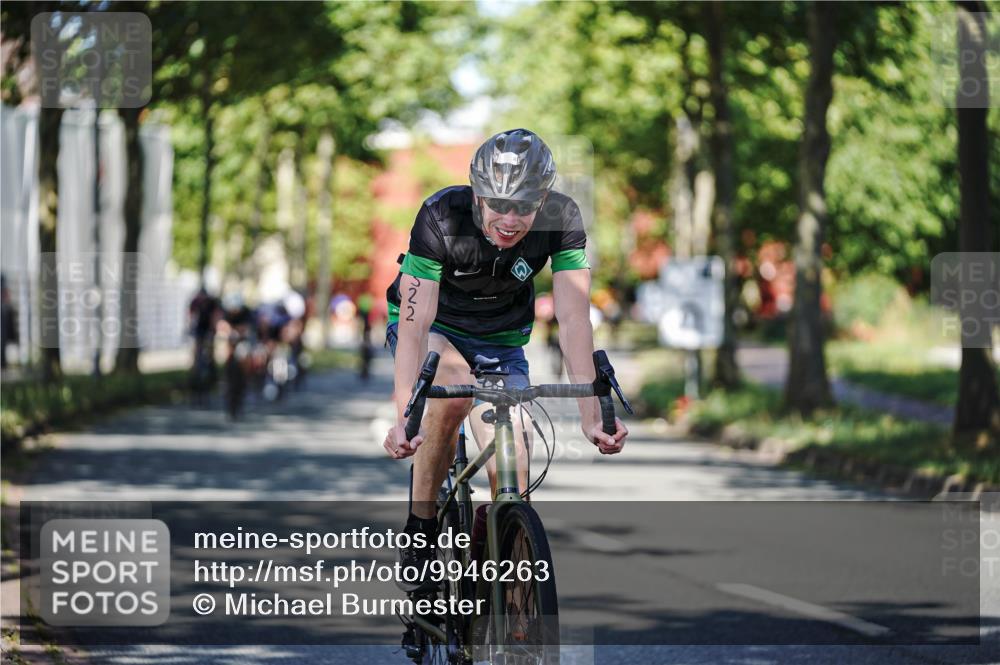 09.08.2026 - GEWOBA Citytriathlon Bremen Michael Burmester http://msf.ph/oto/9946263 09.08.2026 10:53:20 Radfahren 19, 21, 29, 139, 151, 233, 461, 474, 522 meine-sportfotos.de