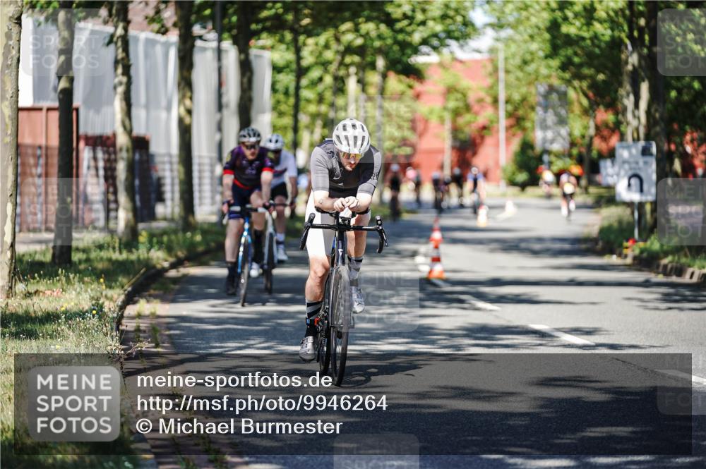 09.08.2026 - GEWOBA Citytriathlon Bremen Michael Burmester http://msf.ph/oto/9946264 09.08.2026 10:53:23 Radfahren 19, 21, 29, 139, 151, 179, 233, 423, 461, 474, 477, 495, 522 meine-sportfotos.de