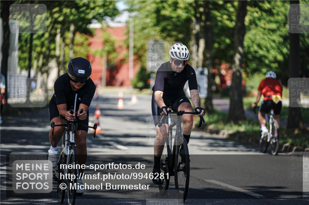 09.08.2026 - GEWOBA Citytriathlon Bremen Michael Burmester http://msf.ph/oto/9946281 09.08.2026 10:53:34 Radfahren 3, 19, 21, 107, 139, 151, 179, 423, 433, 439, 461, 477, 495 meine-sportfotos.de