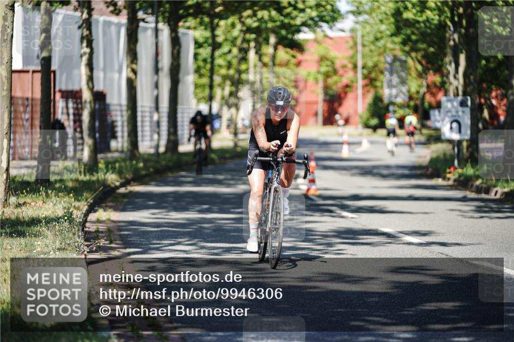 09.08.2026 - GEWOBA Citytriathlon Bremen Michael Burmester http://msf.ph/oto/9946306 09.08.2026 10:54:02 Radfahren 193, 247, 367, 473, 501 meine-sportfotos.de
