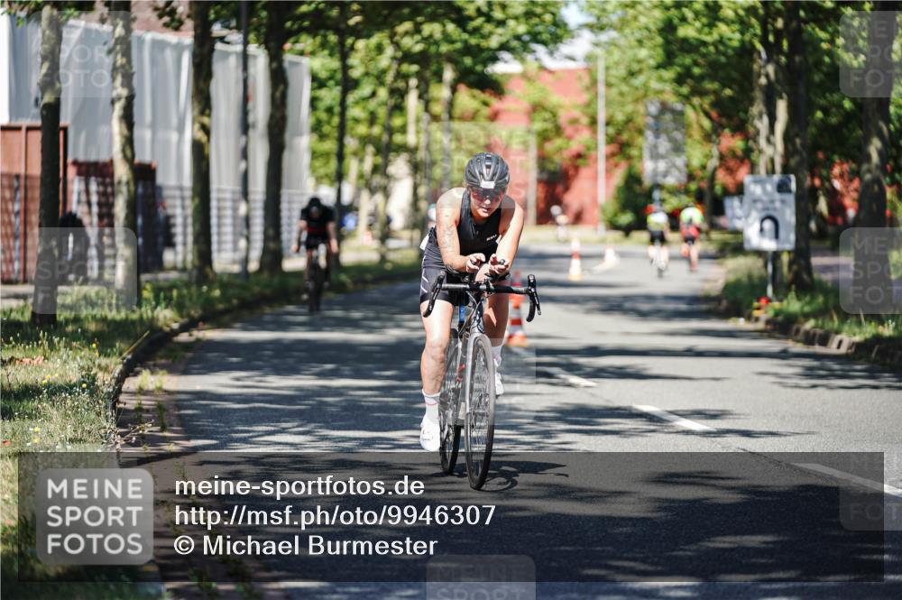 09.08.2026 - GEWOBA Citytriathlon Bremen Michael Burmester http://msf.ph/oto/9946307 09.08.2026 10:54:02 Radfahren 193, 247, 367, 473, 501 meine-sportfotos.de