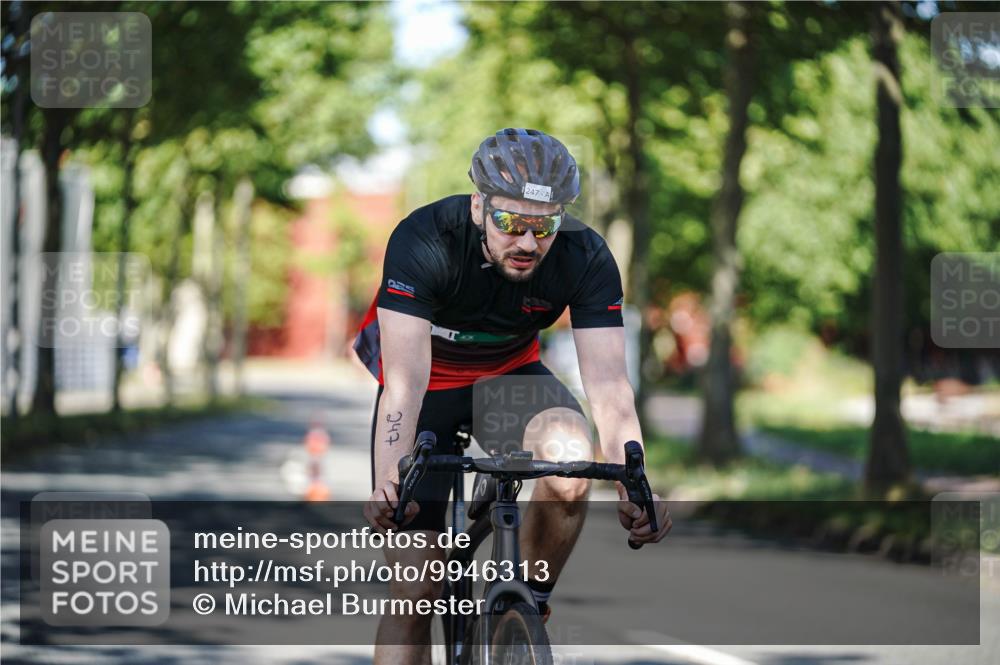 09.08.2026 - GEWOBA Citytriathlon Bremen Michael Burmester http://msf.ph/oto/9946313 09.08.2026 10:54:06 Radfahren 193, 247, 367, 473 meine-sportfotos.de