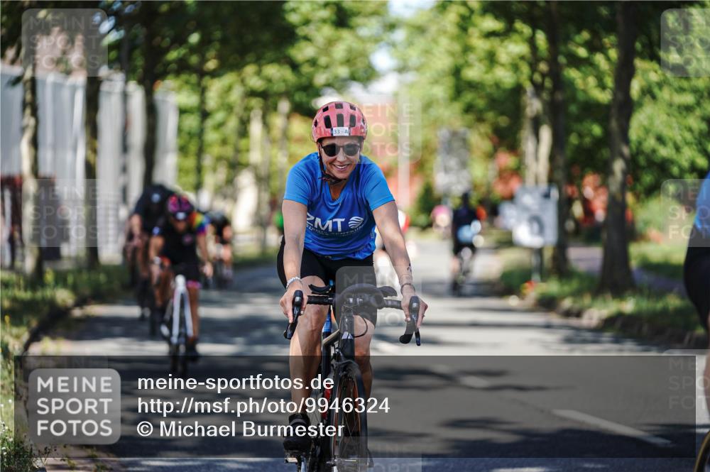 09.08.2026 - GEWOBA Citytriathlon Bremen Michael Burmester http://msf.ph/oto/9946324 09.08.2026 10:54:29 Radfahren 13, 17, 33, 87, 111, 143, 223, 331, 436, 467, 490, 509, 514 meine-sportfotos.de