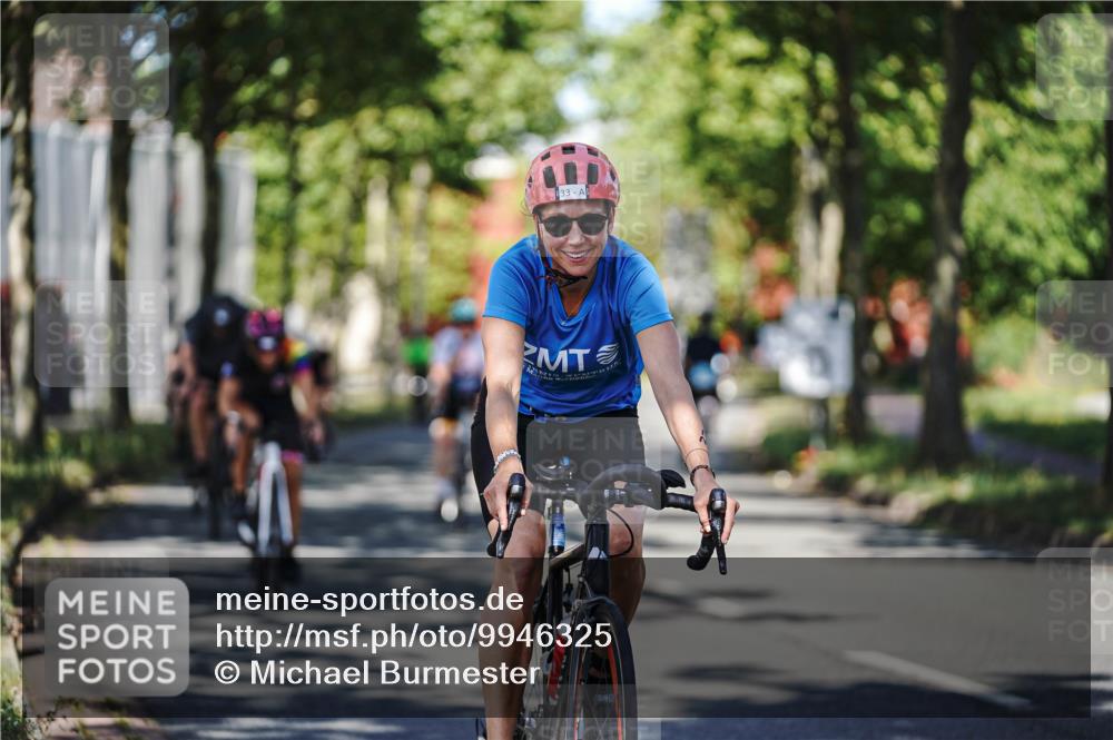 09.08.2026 - GEWOBA Citytriathlon Bremen Michael Burmester http://msf.ph/oto/9946325 09.08.2026 10:54:29 Radfahren 13, 17, 33, 87, 111, 143, 223, 331, 436, 467, 490, 509, 514 meine-sportfotos.de